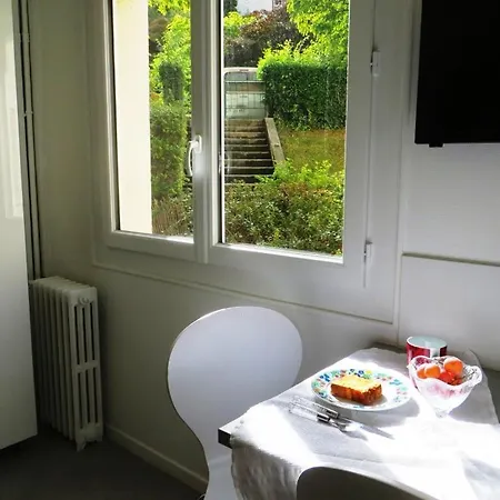 Pratique, Complet Sur, Metro Et Parking; Proche Du Centre, De La Gare, De La Rocade, D'un Supermarche. A Pied. Apartment Toulouse