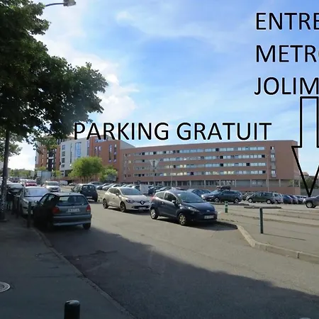 Pratique, Complet Sur, Metro Et Parking; Proche Du Centre, De La Gare, De La Rocade, D'un Supermarche. A Pied. 아파트